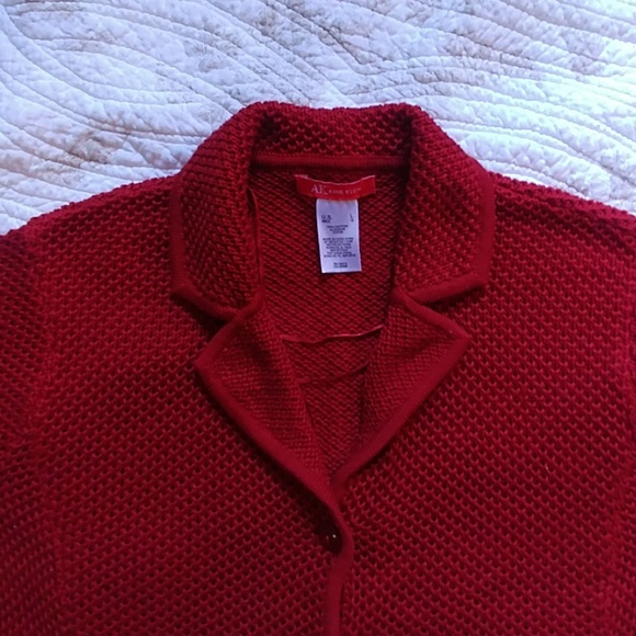 Sweater - Picture 2 of 2